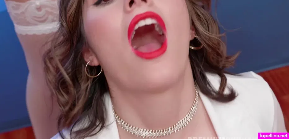 Bellaroxe OnlyFans Thumbnail #r0DA2twULP