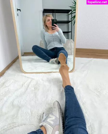 Bellas Paws OnlyFans Thumbnail #ETOtyJqH1f