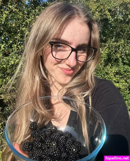 Bellasfreepage 1 OnlyFans Thumbnail #UidVi4nGRh