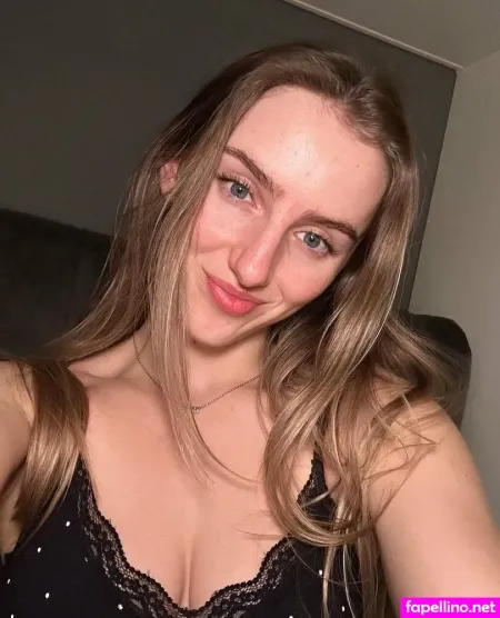 Bellasfreepage 1 OnlyFans Thumbnail #WEqgLSiScf