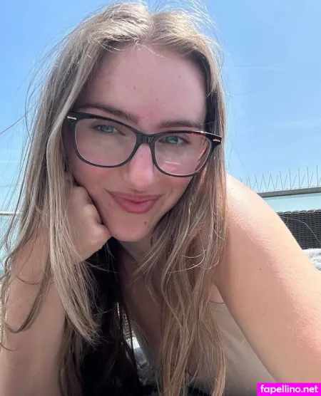 Bellasfreepage 1 OnlyFans Thumbnail #ZXcS3HJLyv