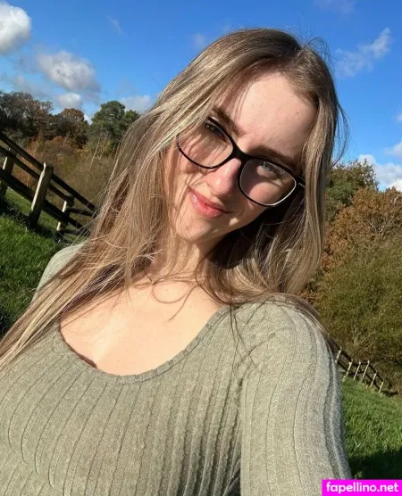 Bellasfreepage 1 OnlyFans Thumbnail #g26R3BIKXk