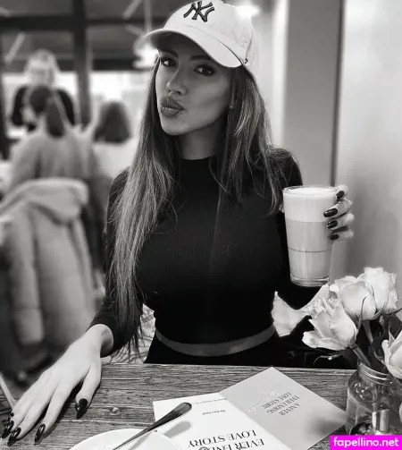 Bellaskaa OnlyFans Thumbnail #ALWNyU797l