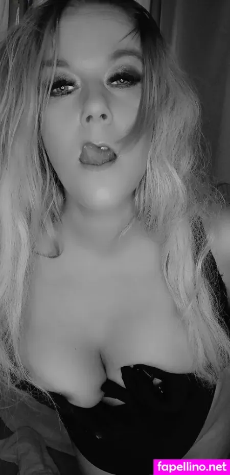 Bellasohot80 OnlyFans Thumbnail #IJMLcnb8uV