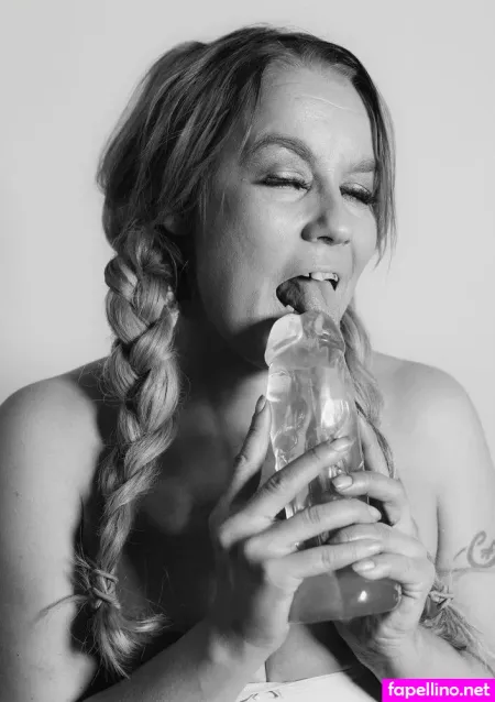 Bellasohot80 OnlyFans Thumbnail #M6MVzLDeOj