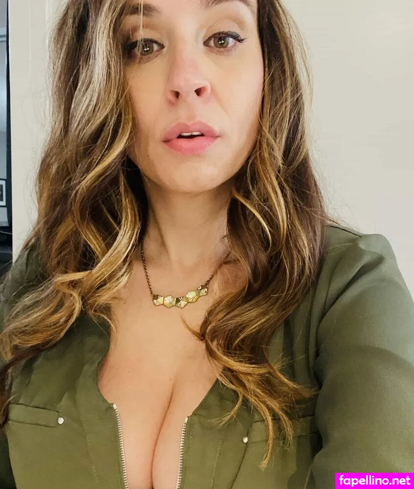 bellasue01, bellasuede, https: Nude Leaked OnlyFans Photo #Yd38Vluk2x
