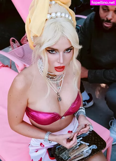Bellathorne OnlyFans Thumbnail #cAFg1ceM7Y