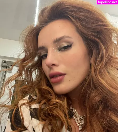 Bellathorne OnlyFans Thumbnail #xF1qg5YTlB