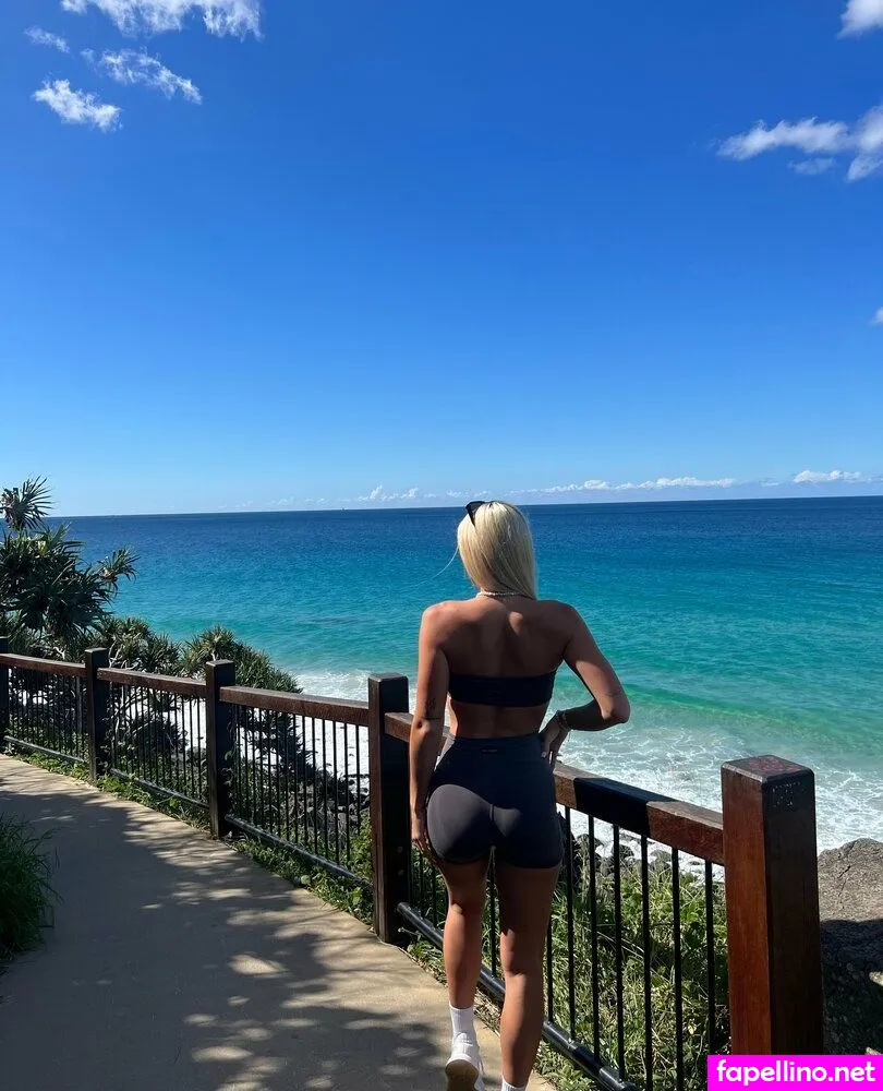 bellaxmaexo, bellaxomae Nude Leaked OnlyFans Photo #aH3g0UhTM6