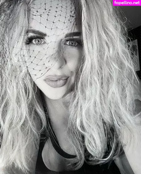 Belle Hella OnlyFans Thumbnail #14ynuAZud9