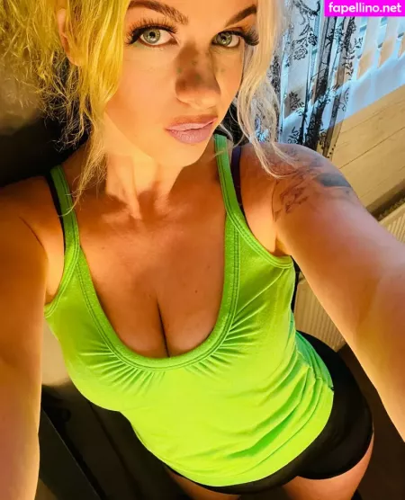 Belle Hella OnlyFans Thumbnail #BIQ0oX0rLK