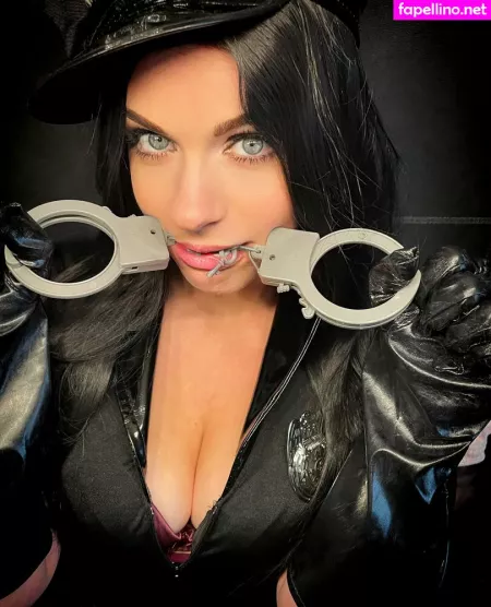 Belle Hella OnlyFans Thumbnail #JrIvMAaaeO