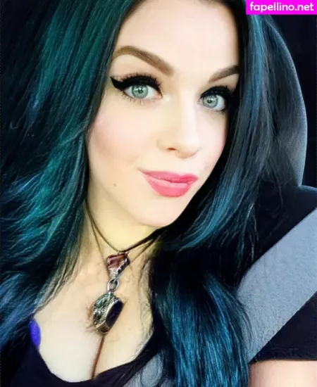 Belle Hella OnlyFans Thumbnail #MgvIglSUXU