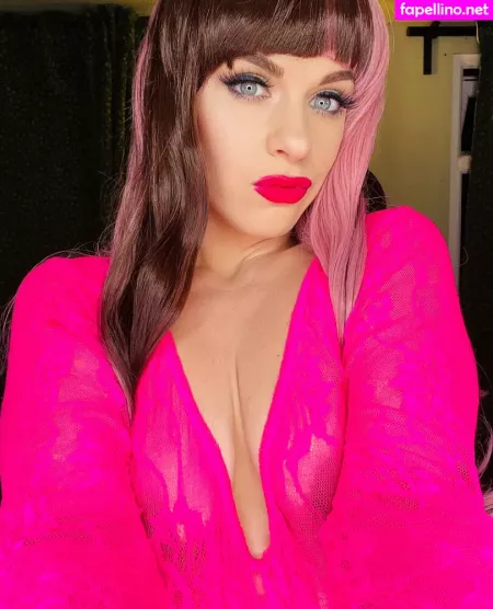 Belle Hella OnlyFans Thumbnail #onKisi5pup