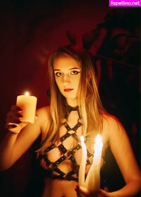 Belle Pecheresse OnlyFans Thumbnail #ncL9PRng9l