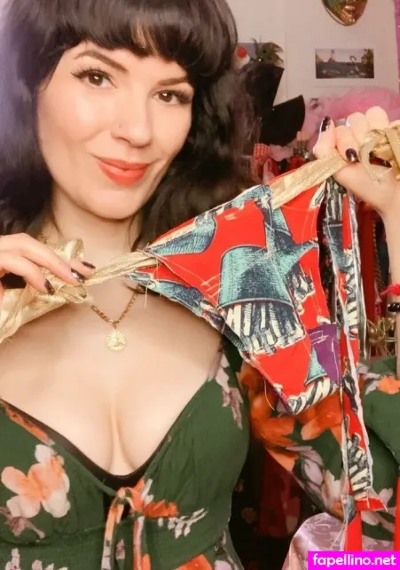 Belleeclair OnlyFans Thumbnail #eyrwmhp2FL