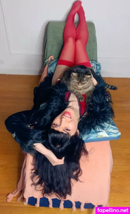 Belleeclair OnlyFans Thumbnail #xVuETb5Exx