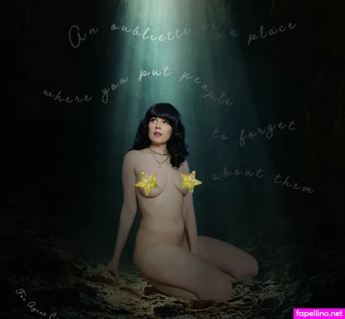 Belleeclairsupersecret OnlyFans Thumbnail #4GLIwO371L