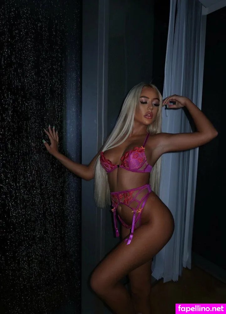 belleoliviax Nude Leaked OnlyFans Photo #CSwh867HkI