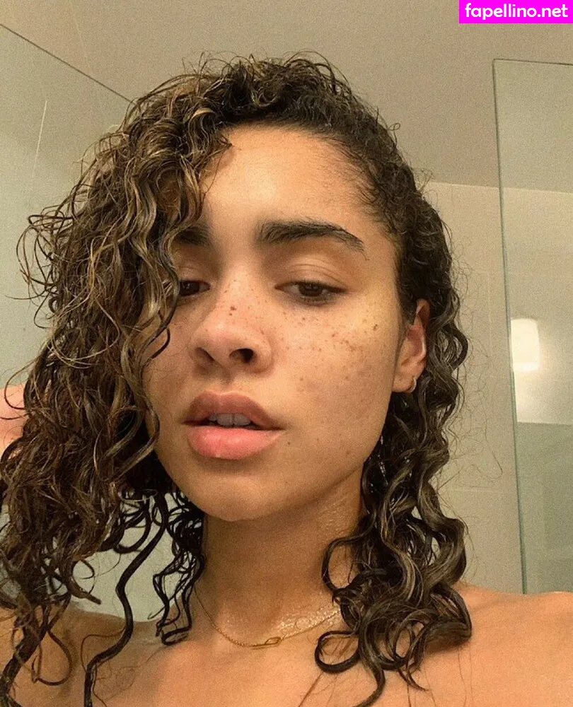 bellepaulinee Nude Leaked OnlyFans Photo #33ywvPpPPs