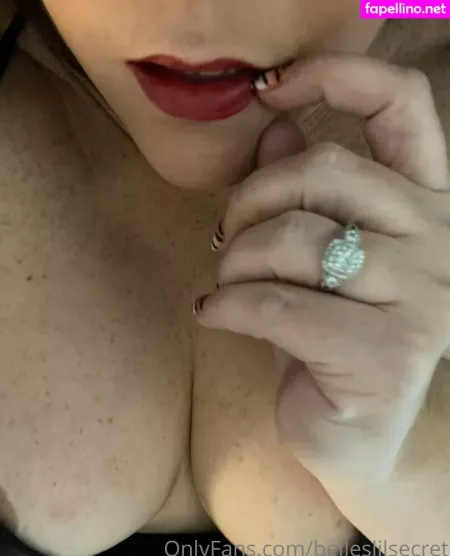 Belleslilsecret OnlyFans Thumbnail #kWqWbgnz0Z