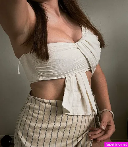 Bellesteasers OnlyFans Thumbnail #zAy6yUaP4I