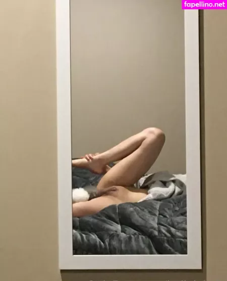 Bellyjellyfh OnlyFans Thumbnail #2bQtTbf4Jj