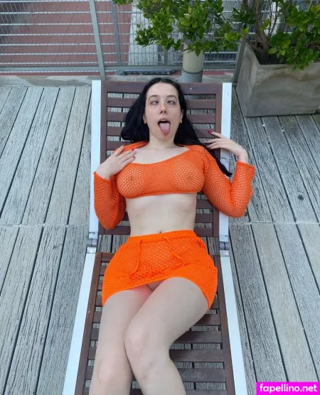 Bemelody 1 OnlyFans Thumbnail #4uBroIDzzp