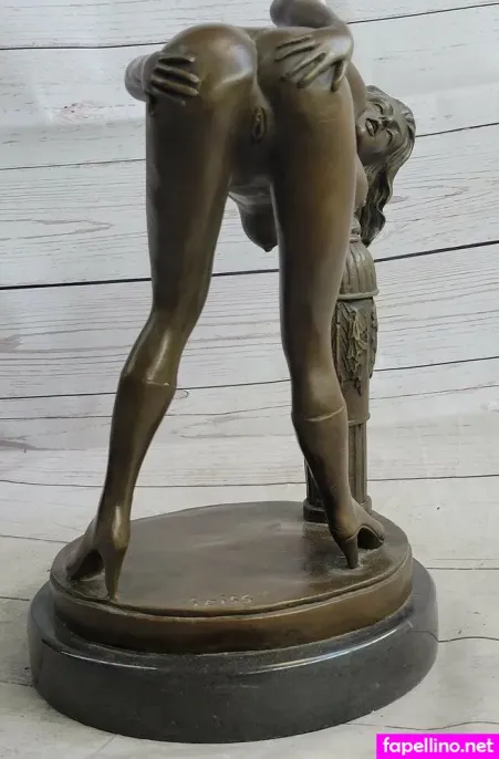 Bend Over OnlyFans Thumbnail #NrnIq11npN