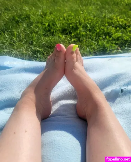 Benderellaa OnlyFans Thumbnail #8sxWs3GFoR