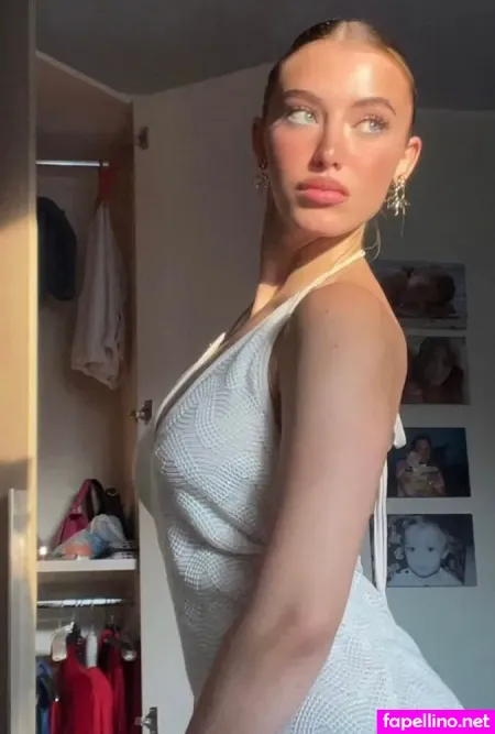 Benedetta Banfi OnlyFans Thumbnail #BVVSkqKl08