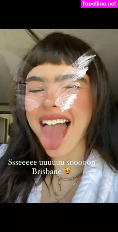 Benee OnlyFans Thumbnail #0RnBnOi1Ih