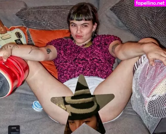 Benee OnlyFans Thumbnail #F2Ar6kqcaz