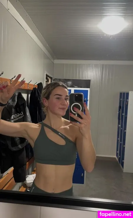 Bente Van Stiphout OnlyFans Thumbnail #pnNGsPa5Ar