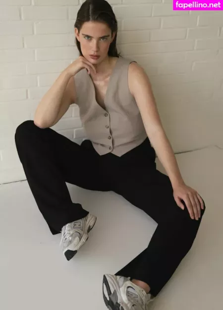 Benthe Ten Broek OnlyFans Thumbnail #jGmlNc6HCv