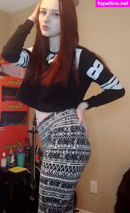 Benz Babe OnlyFans Thumbnail #3womG1aSUy