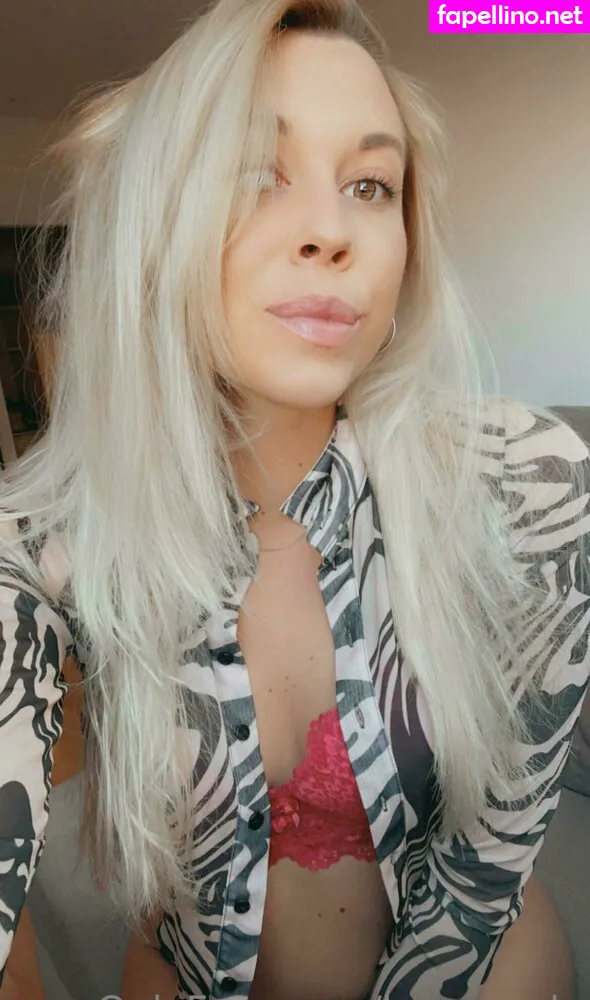 benzpaula, paulaistrippintheroads Nude Leaked OnlyFans Photo #ZMjPQoG7Qp