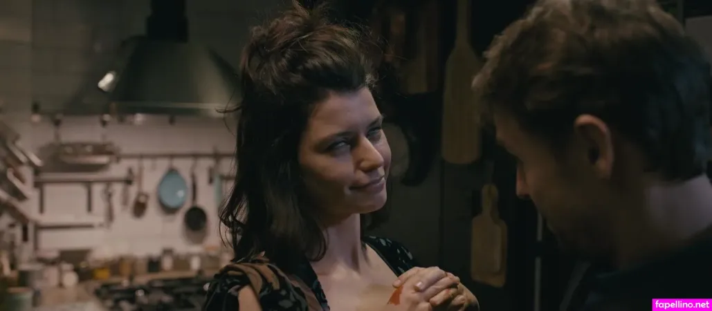 Beren Saat OnlyFans Thumbnail #zA4Z3j4pde