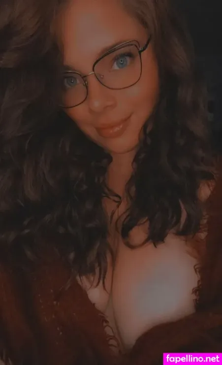 Berkerderker Rebecca OnlyFans Thumbnail #4EIpWwxF0P