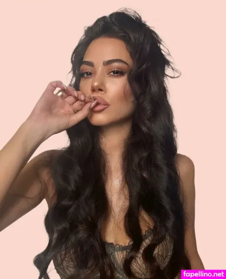 Berna Calanthe OnlyFans Thumbnail #ARtNbEEA6R