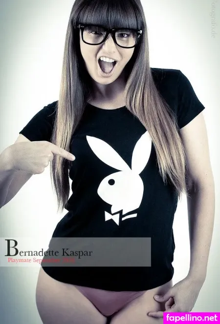 Bernadette Kaspar OnlyFans Thumbnail #UrtNnPMzxB