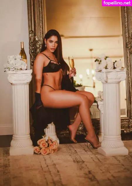 Beronika Martinez OnlyFans Thumbnail #Q5Ryry2FEY