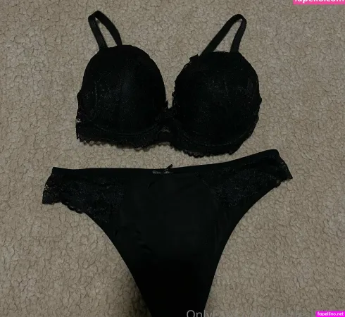 Berriesbabyy OnlyFans Thumbnail #55Qu852iZ9