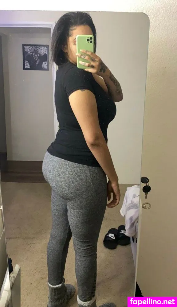 berryatnight, gaarababymama, thatssostrawberry Nude Leaked OnlyFans Photo #e2u4wtlTbZ