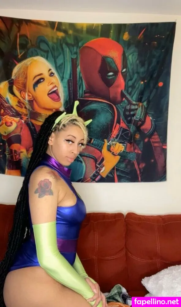 berryatnight, gaarababymama, thatssostrawberry Nude Leaked OnlyFans Photo #uLh4OzorZT