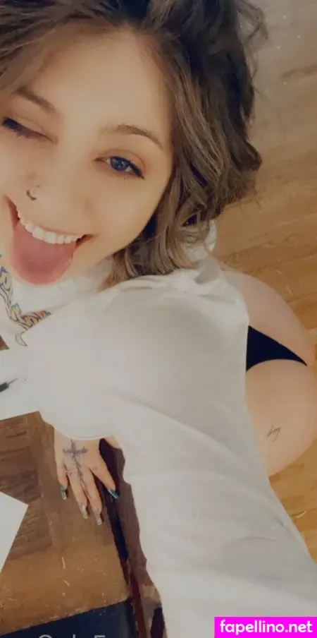 Berrybb OnlyFans Thumbnail #7gToufzucb