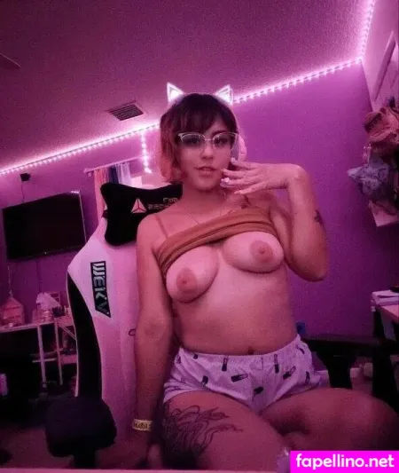 Berrybum OnlyFans Thumbnail #Hy0VBBGrZN