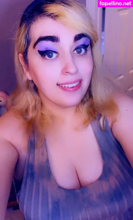 Berrychicka OnlyFans Thumbnail #DWqmencpmE