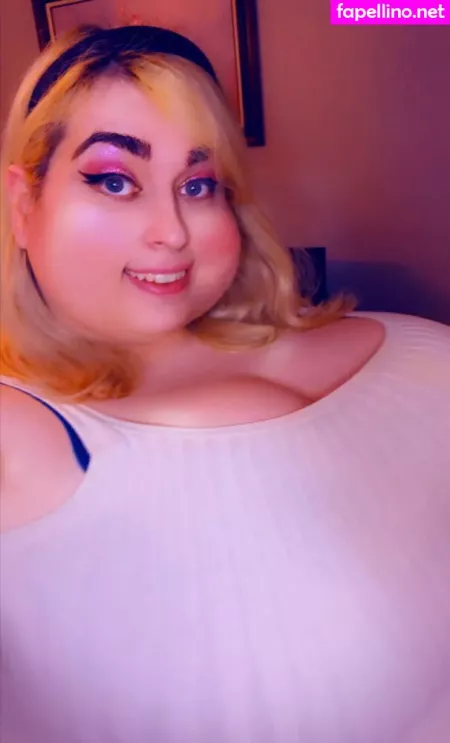 Berrychicka OnlyFans Thumbnail #KfQOkLQGT9