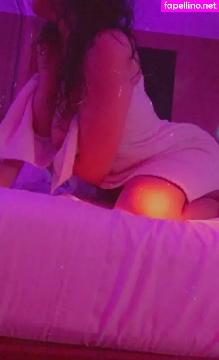 Berryly OnlyFans Thumbnail #X9zcqEQmIW